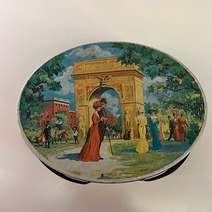 Oval Tin Container